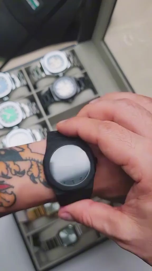 Reloj Black Plantom